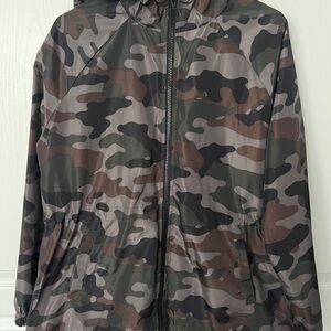 Maurice’s windbreaker camo jacket size: L